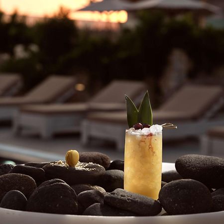 Sea Breeze Santorini Beach Resort, Curio By Hilton Agios Georgios  Exterior photo