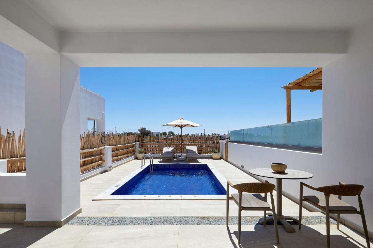 Sea Breeze Santorini Beach Resort, Curio By Hilton Agios Georgios  Exterior photo
