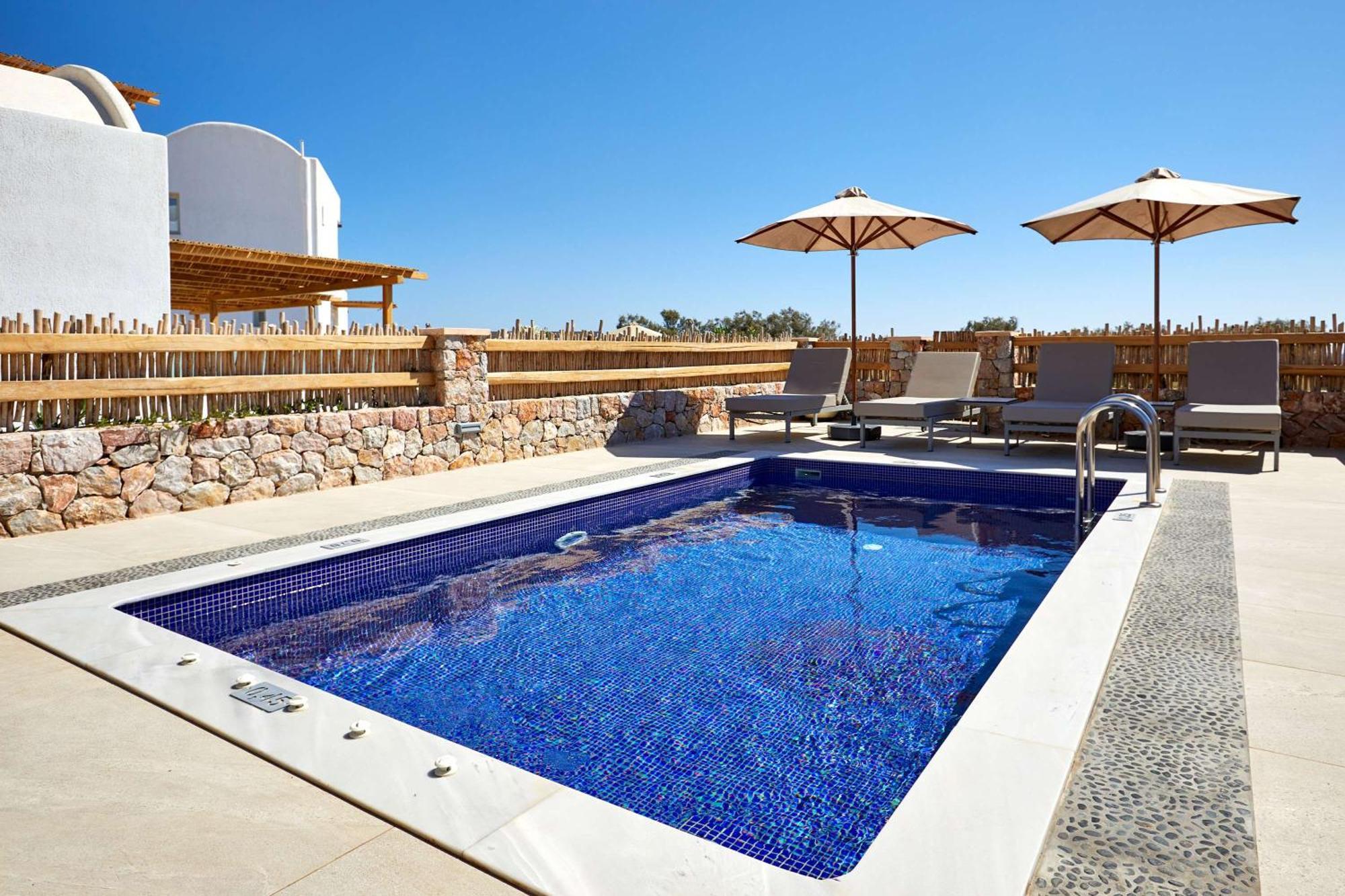 Sea Breeze Santorini Beach Resort, Curio By Hilton Agios Georgios  Exterior photo